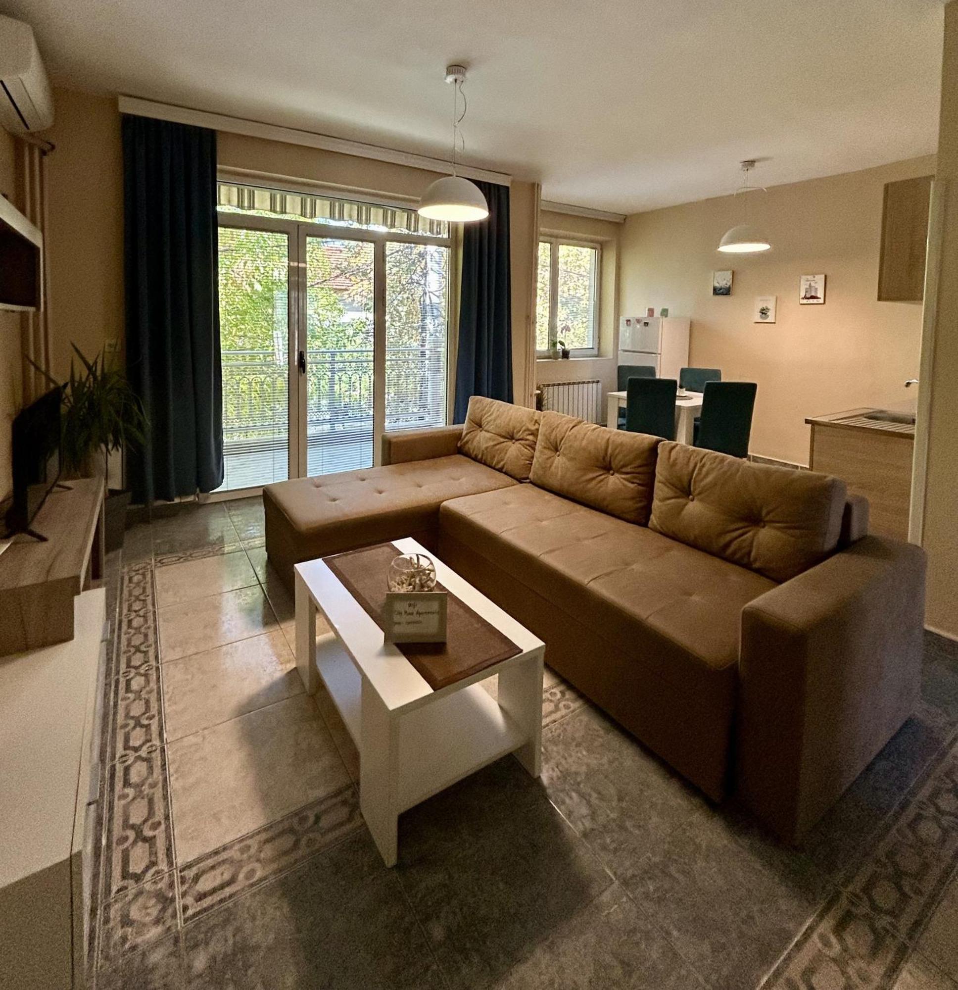 City Place Apartments 库马诺沃 外观 照片